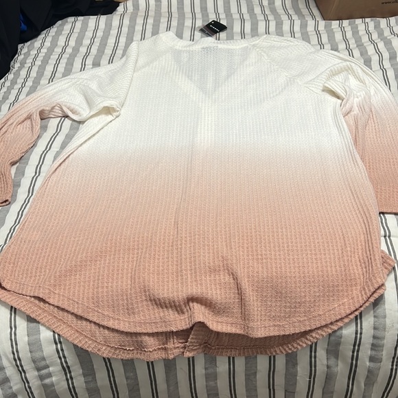 torrid button up front shirt NEW - Picture 3 of 3